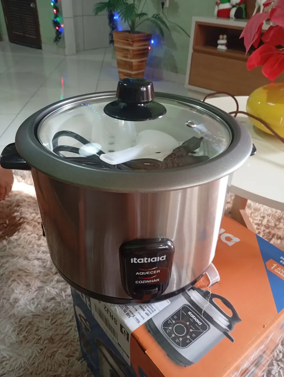 Panela De Arroz Elétrica 10 Xícaras 1.8 Litros Prateado