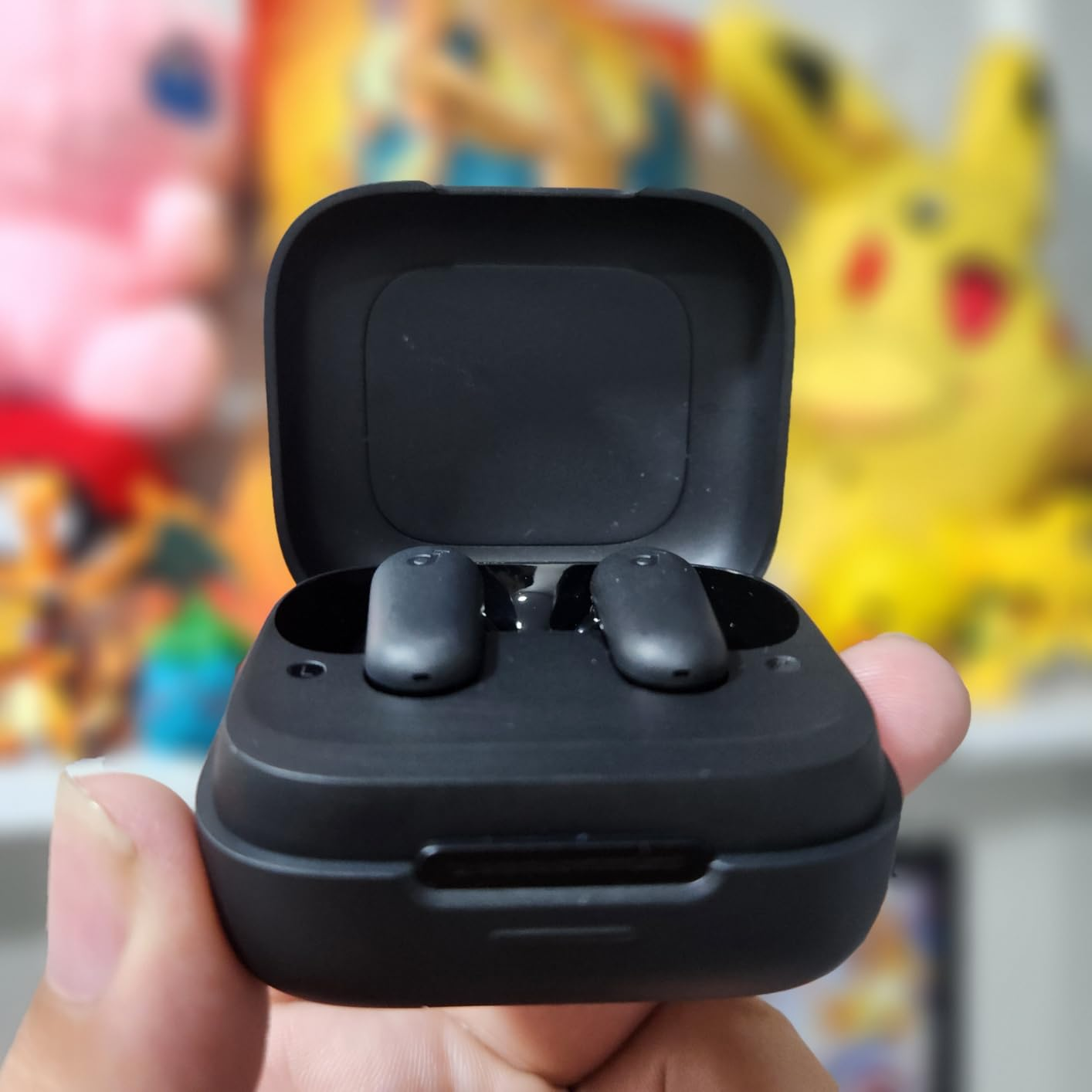 soundcore P30i da Anker, Fone de Ouvido Bluetooth 5.4 com Cancelamento de Ruído Adaptativo, Graves Poderosos, 45H de Reprodução, Estojo 2-em-1 com Suporte para Celular, IP54, Fone sem fio TWS, Preto