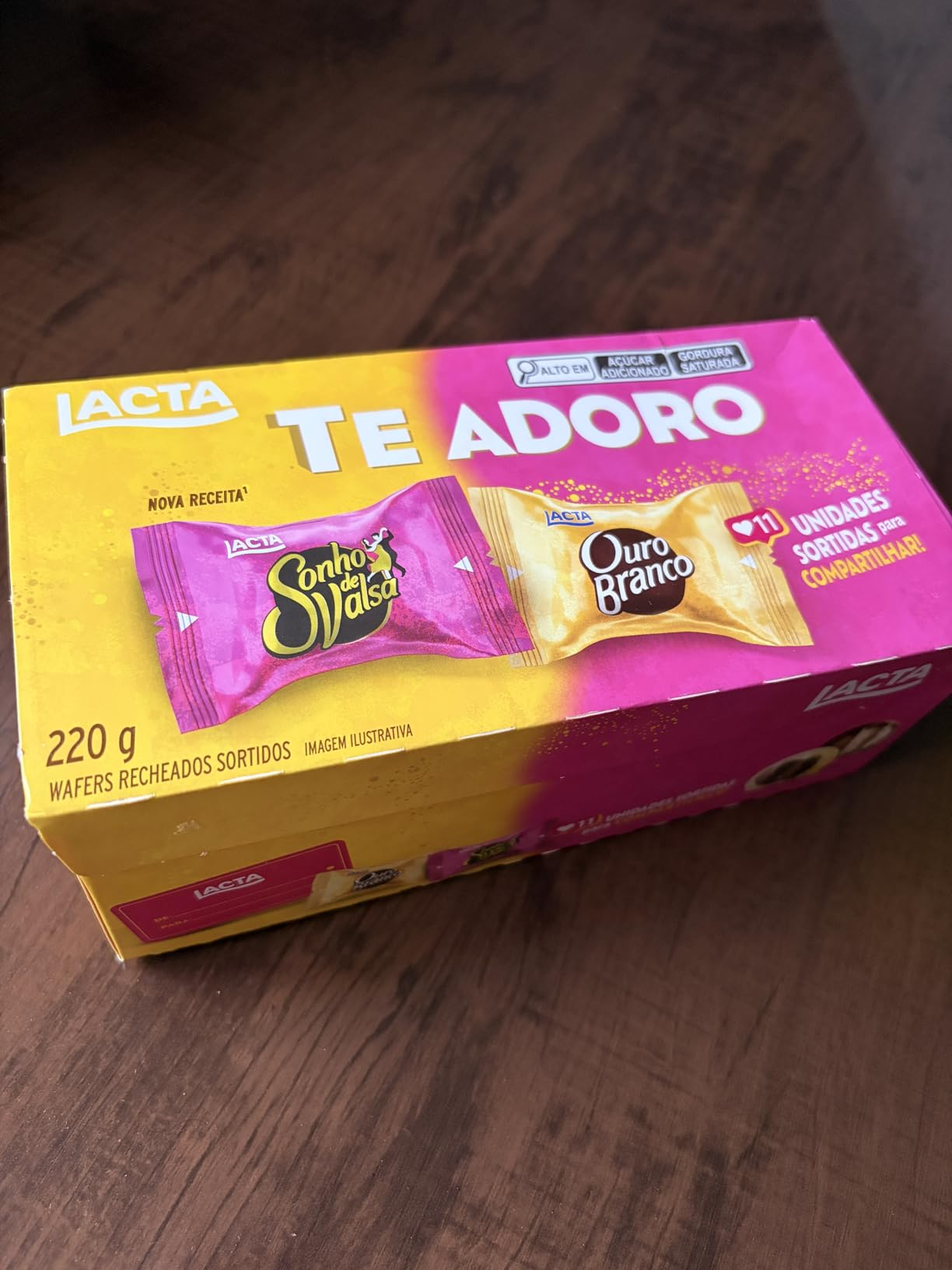 Caixa Sonho de Valsa e Ouro Branco Sortidos Sabor Chocolate 220g