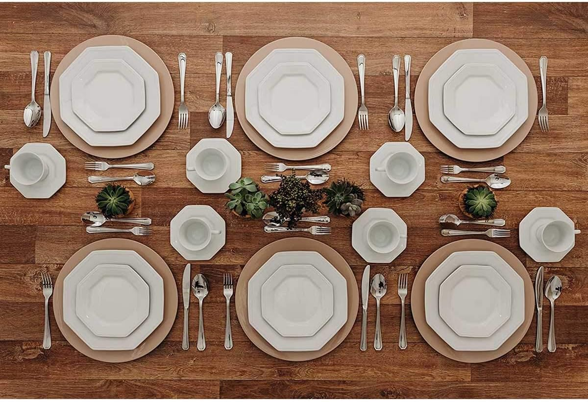 Serviço de Jantar Chá Café 42 peças em Porcelana. Modelo Octogonal Prisma. Branca. Fabricado pela Schmidt.