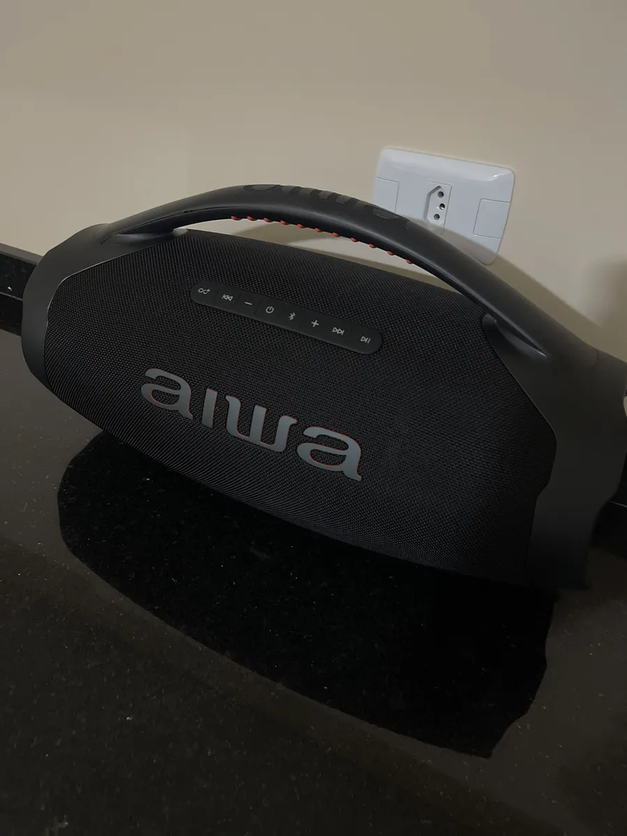 Caixa De Som Boombox Aiwa Aws-bbs-01-b Bluetooth Ip66 Tws Cor Preto