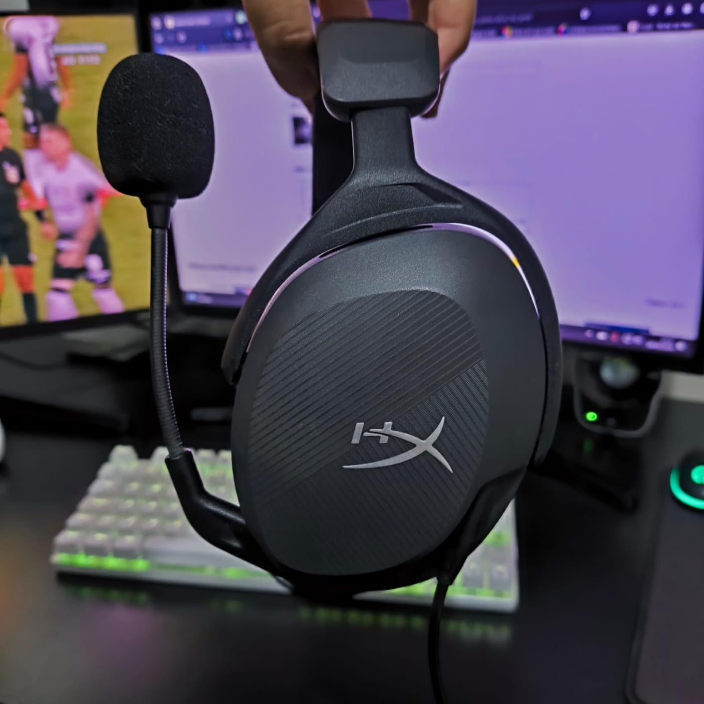 Headset Wireless HyperX Cloud Stinger 2 – Áudio Espacial DTS, Conexão 2,4 GHz, Bateria 20H, Conforto HyperX, Microfone Dobrável, Para Jogos e Streaming, Preto (676A2AA)