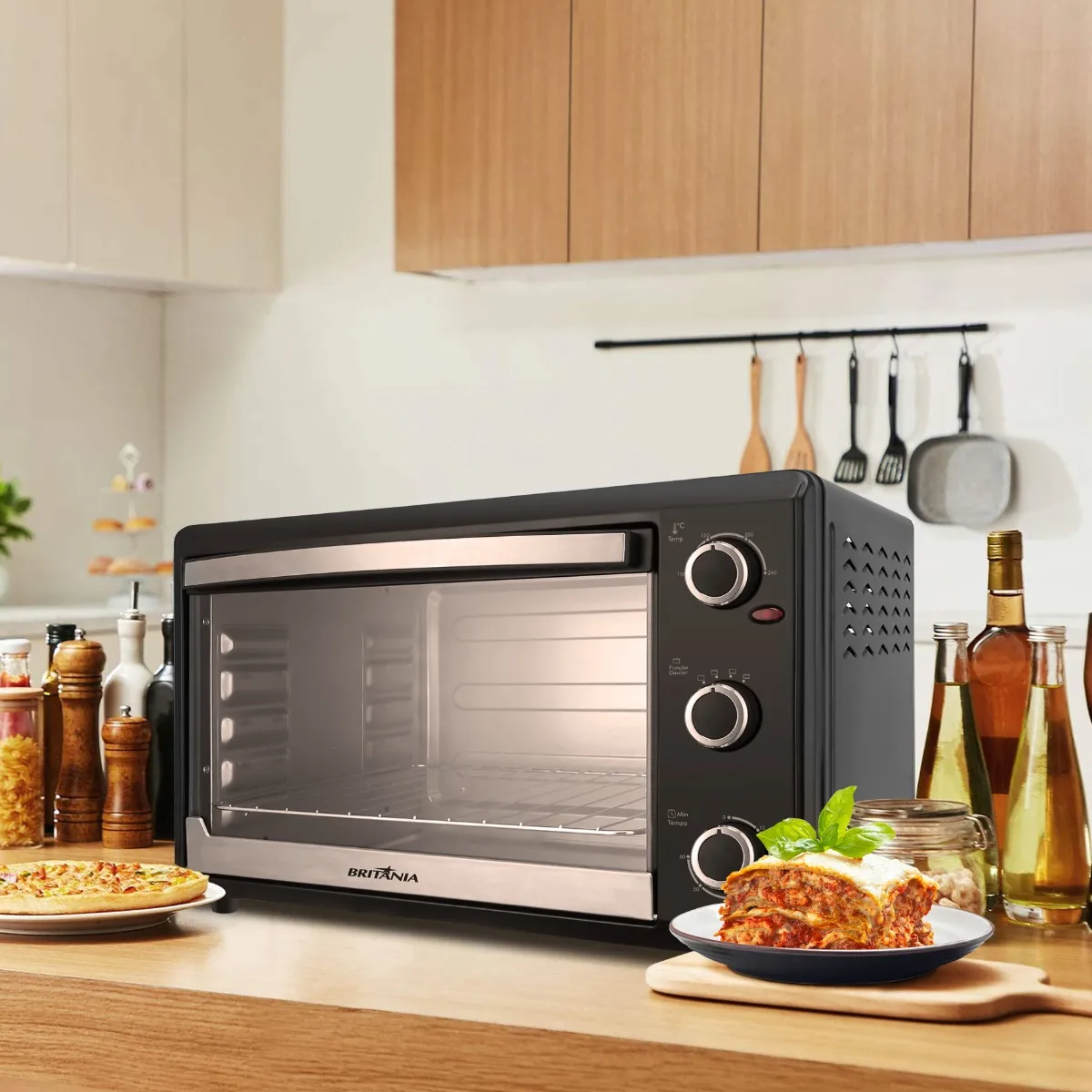 Forno Elétrico Britânia 44L Preto Dupla Resistência 1500W BFE44P 127V