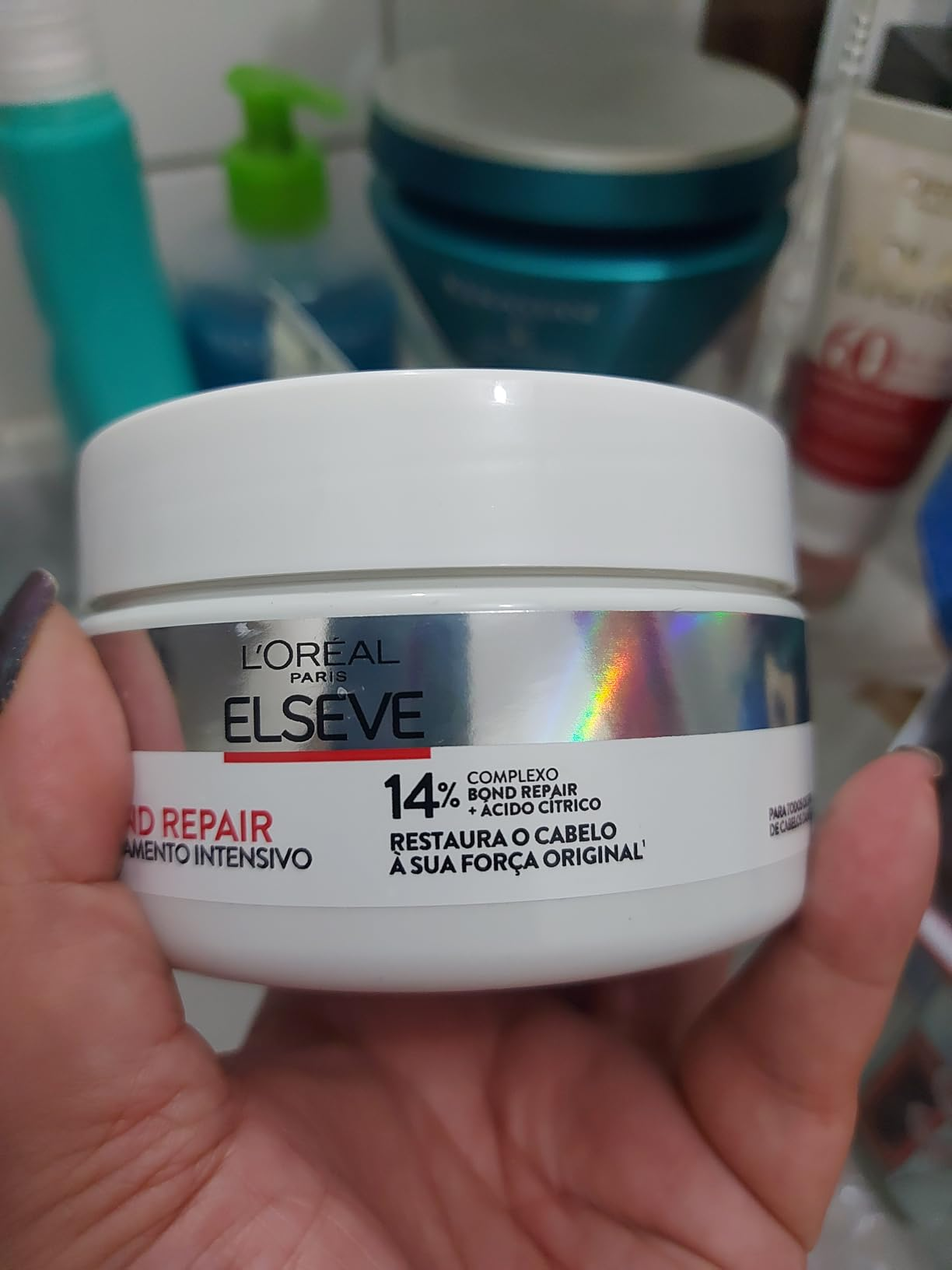 L'Oréal Paris Elseve Bond Repair Máscara de Tratamento Intensivo, com Ácido Cítrico e Glicina, Repara Ligações Capilares Quebradas, Reconstrução Profunda de Fios Danificados, 200g