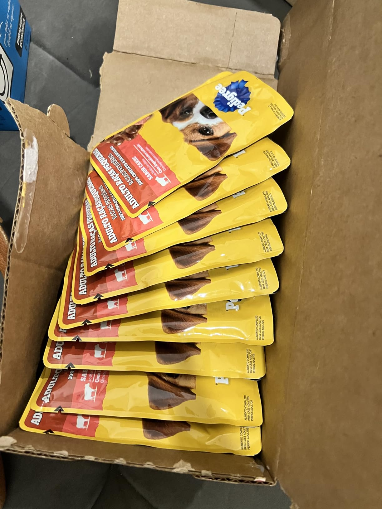 Pack Ração Úmida Pedigree Sachê Carne ao Molho para Cães Adultos de Raças Pequenas - Leve 18 Pague 15
