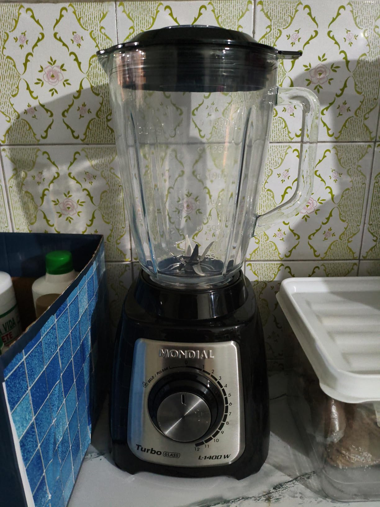 MONDIAL Liquidificador Turbo Glass Jarra de Vidro, Preto/Inox, 1400W, 110V - L-1400 GI