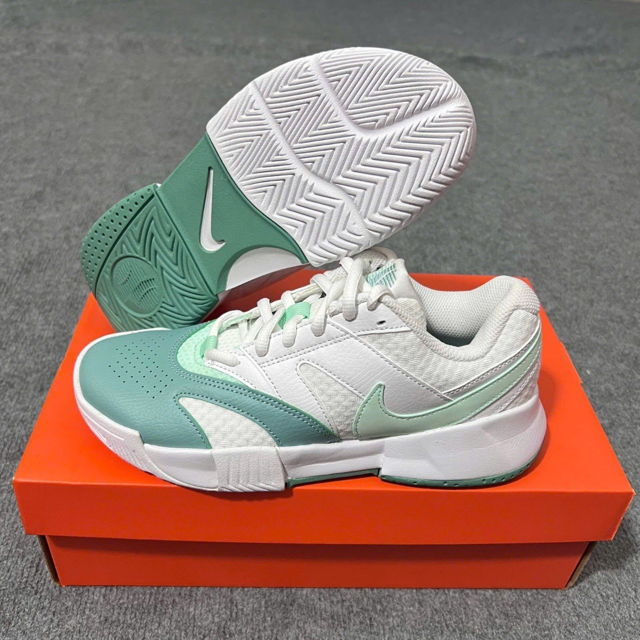 Tênis Nike Court Lite 4 Feminino