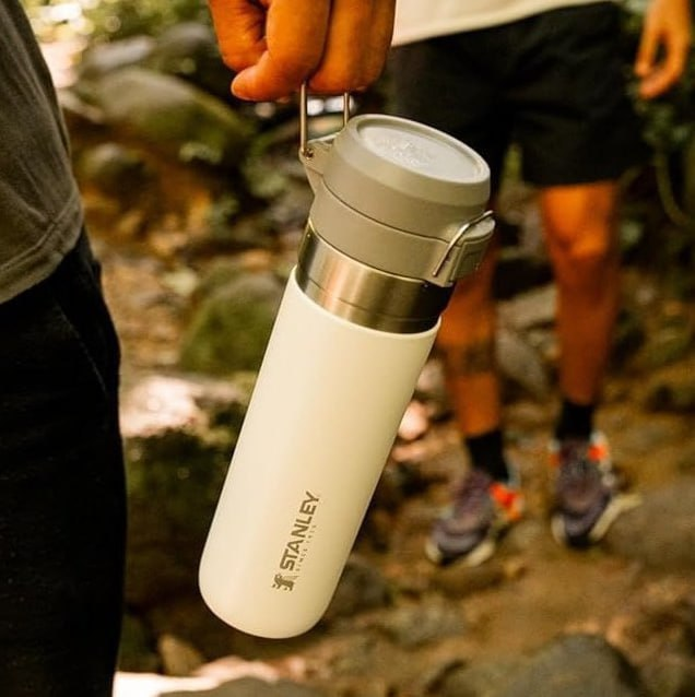 Garrafa Térmica Quick Flip Stanley Preto 710ml