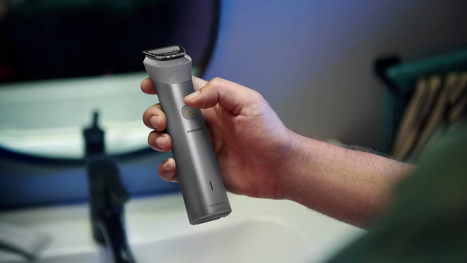 Aparador de Pelos Multigroom 12 em 1 Philips Series 5000 para Rosto, Corpo e Cabelos, Tecnologia BeardSense, À Prova d´água - Bivolt, Máquina de Barba MG5950/15
