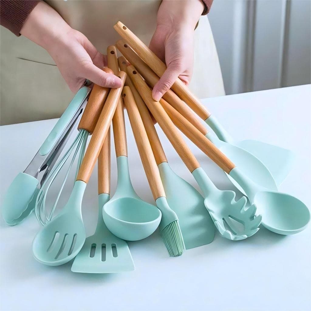 KIT 12 Peças de Utensílios Para Cozinha em Silicone e Bambu