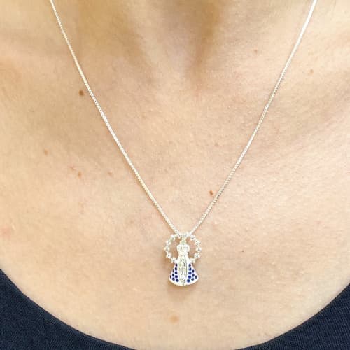Colar Corrente Cordao Nossa Senhora Aparecida Com Pedras Folheada A Prata 925