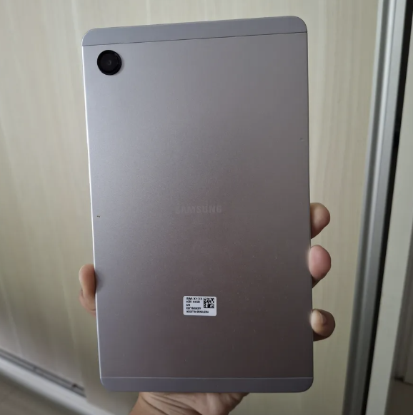 Galaxy Tab A11, 64gb, 4gb Ram, Tela De 8.7 , Bateria 5.100mah, Câmera Frontal 5mp, Câmera Traseira 8mp, Wifi Prata