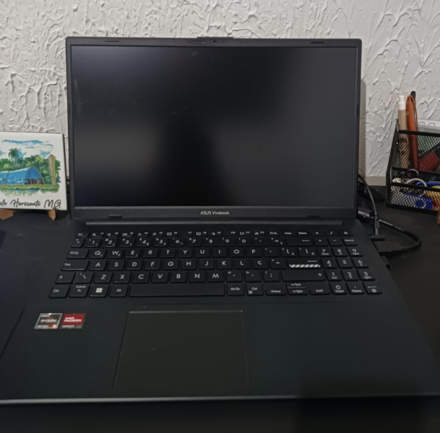 Notebook ASUS VivoBook Go 15, AMD RYZEN 5 7520U, 8GB, 256GB SSD, KeepOS, Tela 15,6" FHD, Mixed Black - E1504FA-NJ731