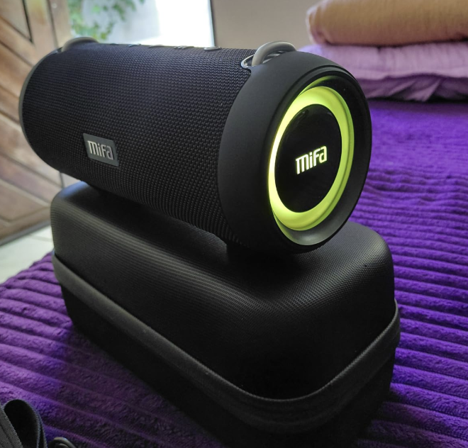 MIFA A90 Caixas de Som Portáteis Bluetooth, Alto-falante Bluetooth portátil IPX7 à prova d'água, 60W Bass, Emparelhamento estéreo sem fio, Mic embutido, Suporte Micro SD, USB, AUX-in, USB-C Charing