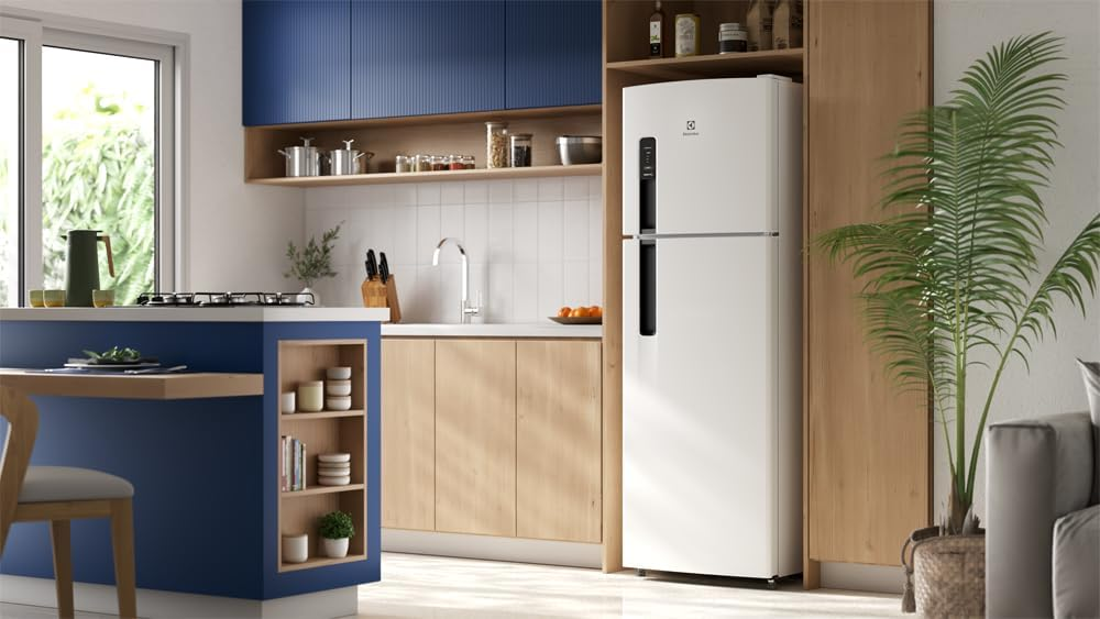 Electrolux Geladeira Electrolux Frost Free 380L AutoSense Duplex Branca (TF41) 127V