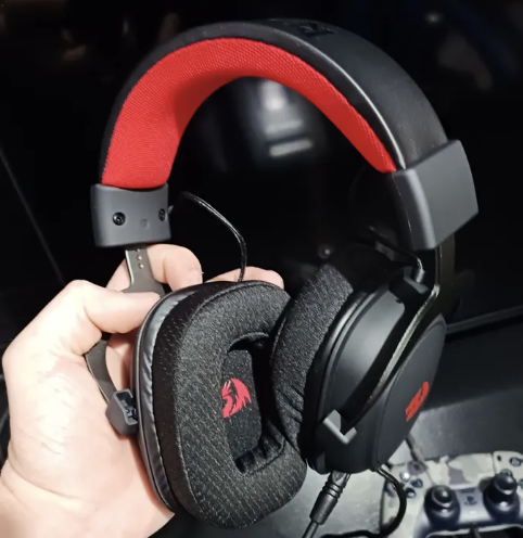 Headset Gamer Redragon Zeus Lite Preto P3 H510-lt Preto