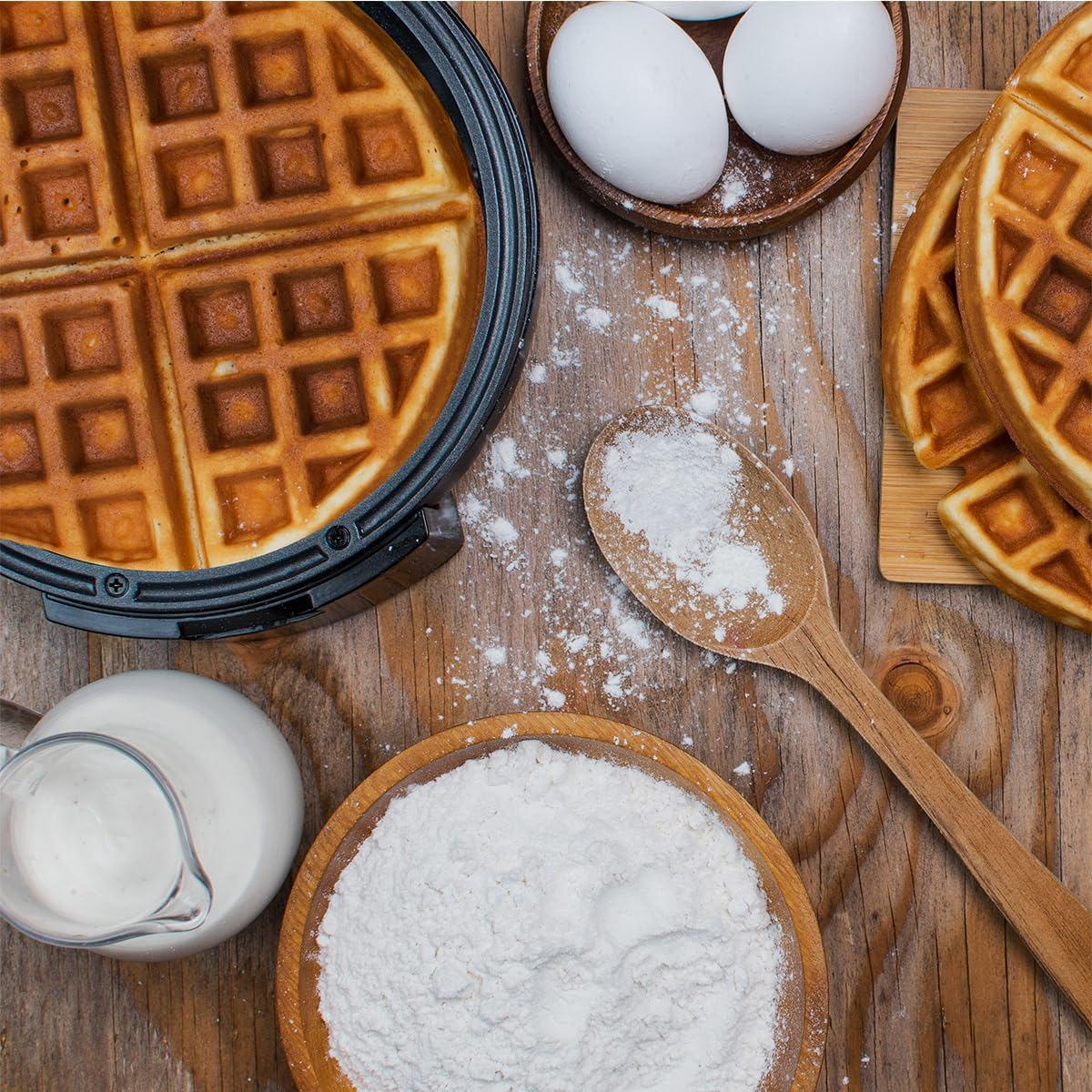 Britânia Golden Waffle Máquina 110V 850W, Prata/Preto