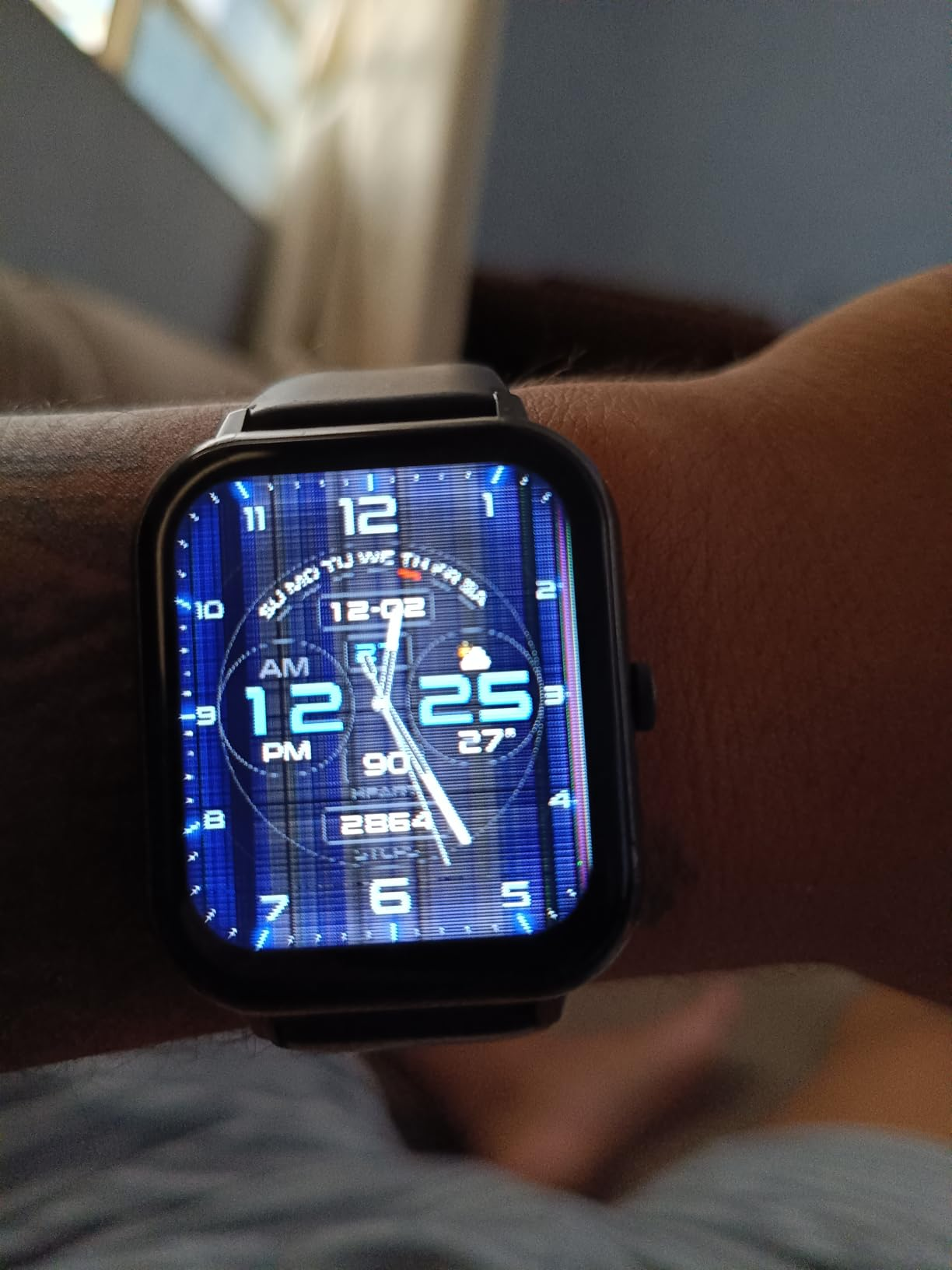 Bettdow SmartWatch, relogio smartwatch com 1.91" Ecrã tátil e Alexa, à prova d'água IP68, relogio feminino e masculino com 100 Modos Esportivos Faz e Recebe Ligações(preto)