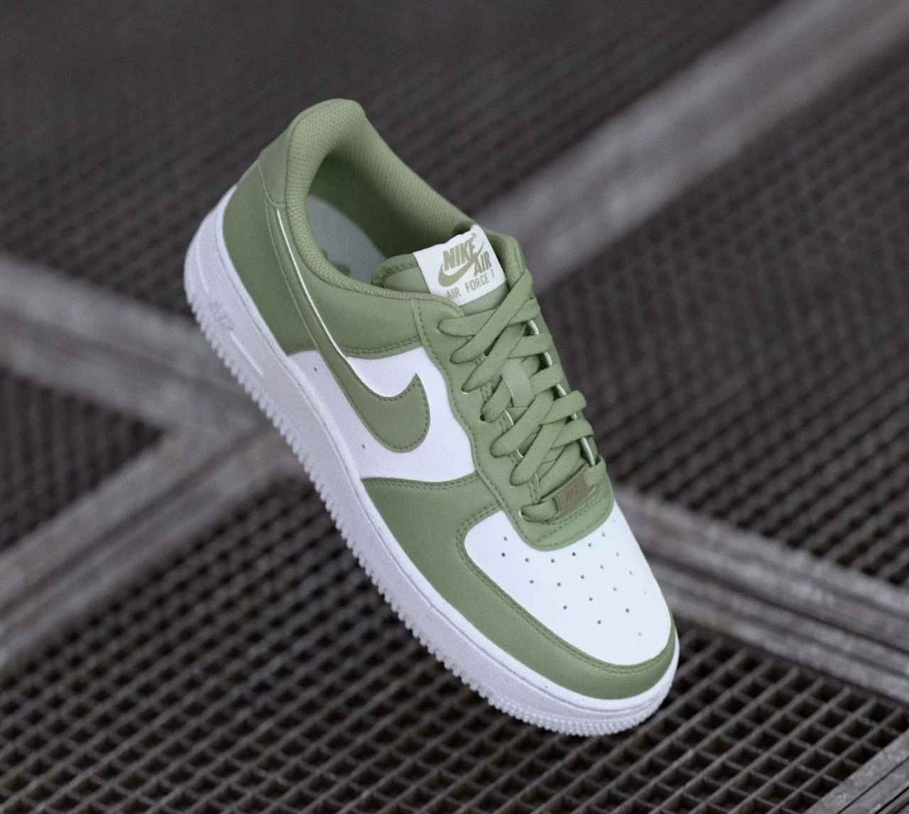 Tênis Nike Air Force 1 '07 SE