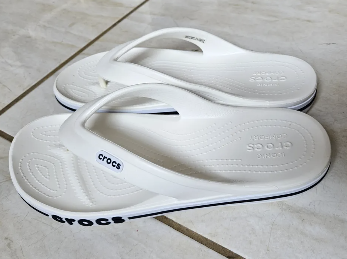 Chinelo Crocs Bayaband Flip White/navy