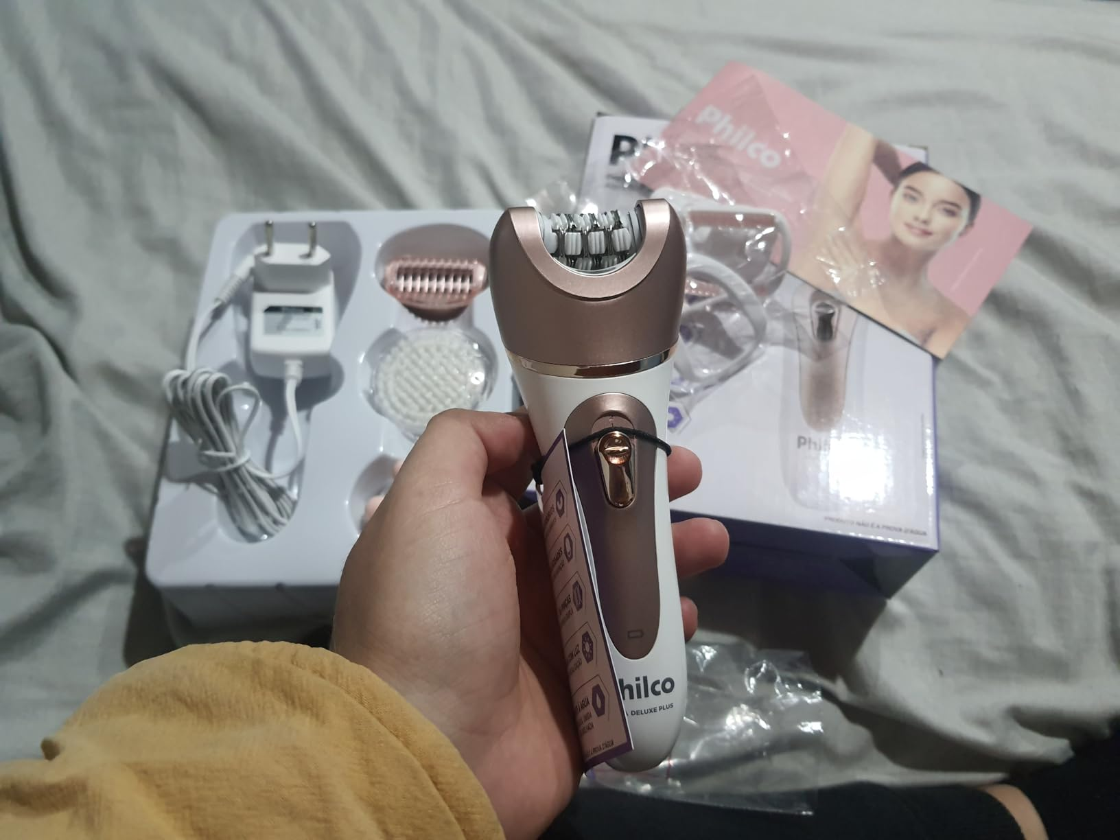 Depilador Philco PDP02R Aqua Deluxe Plus 9 em 1 Sem Fio Bivolt