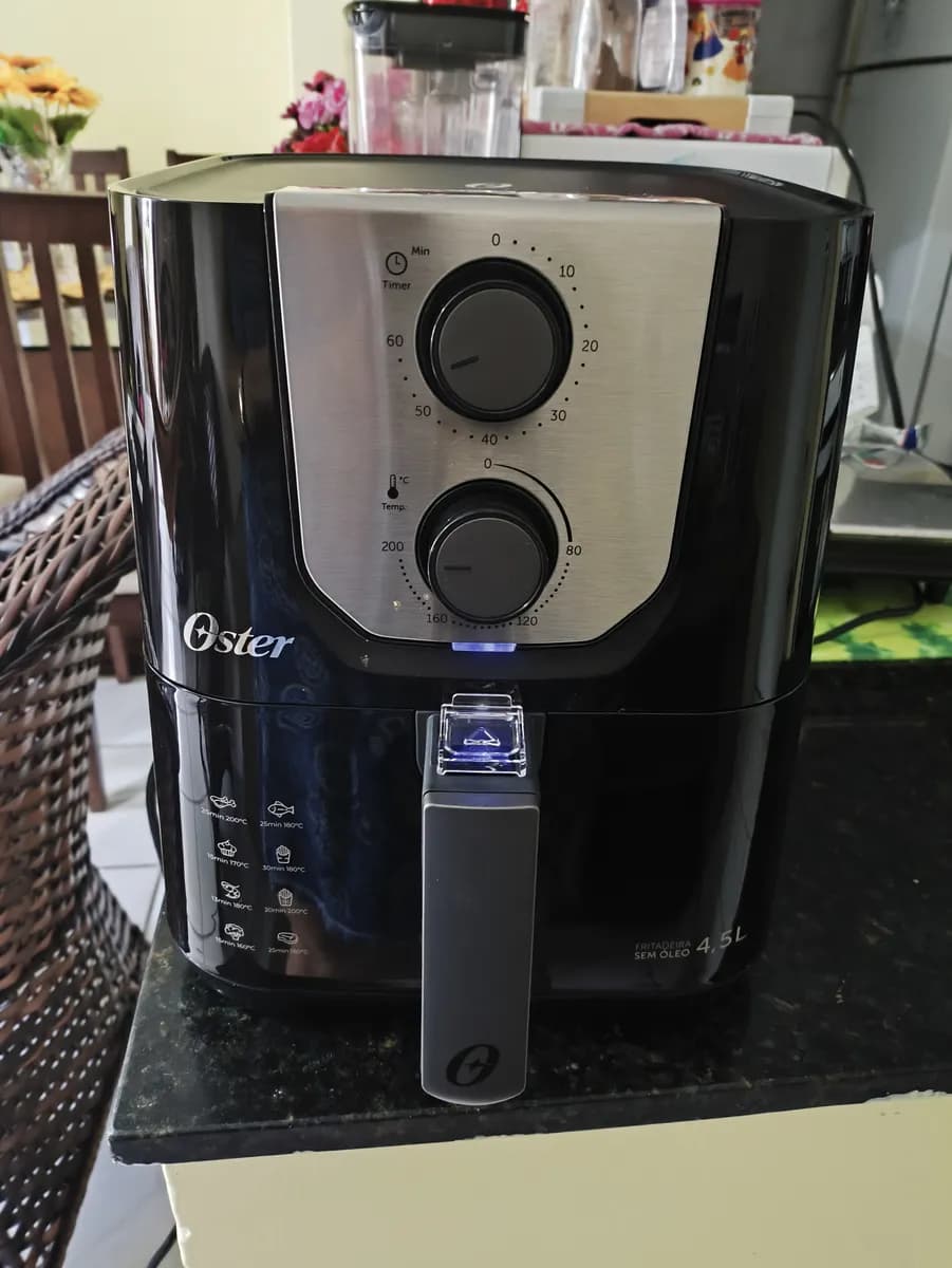 Fritadeira Black Perform 4,5L Oster OFRT510