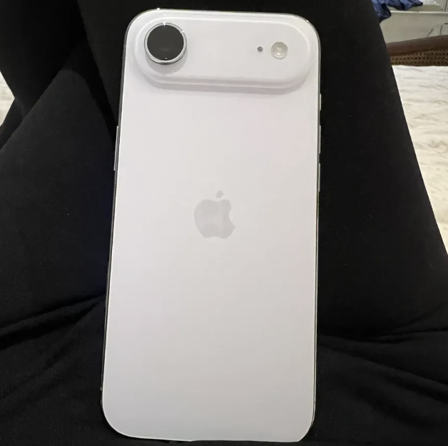 iPhone Air 512 GB - Azul-céu - somente eSIM - Distribuidor Autorizado