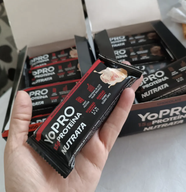YoPro Bar 55g Display com 12 unidades Chocolate Nutrata